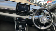 Toyota Yaris 1.5 Hybrid Dynamic 5dr CVT Hybrid Hatchback